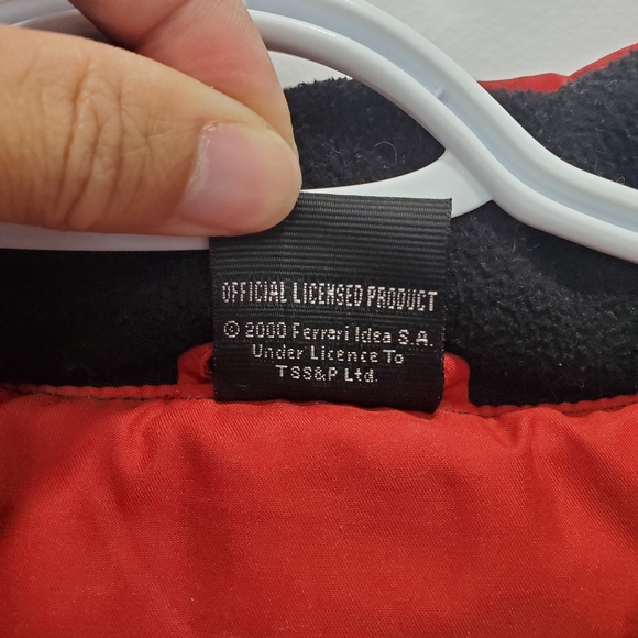 Ferrari Down-filled Vest - Picture 3 of 11